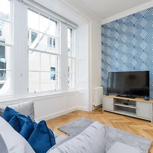 Luxury Renovated 1 Bed Nr St - Super Edinburgh
